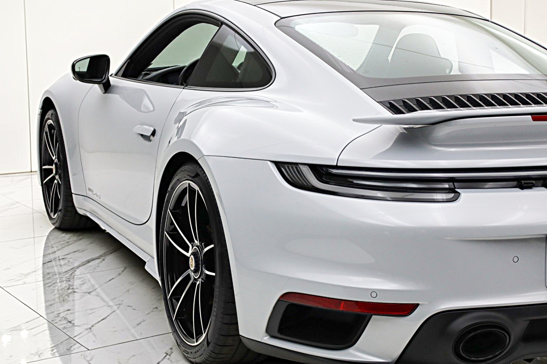 2023 Porsche 911 Turbo S - Photo 6