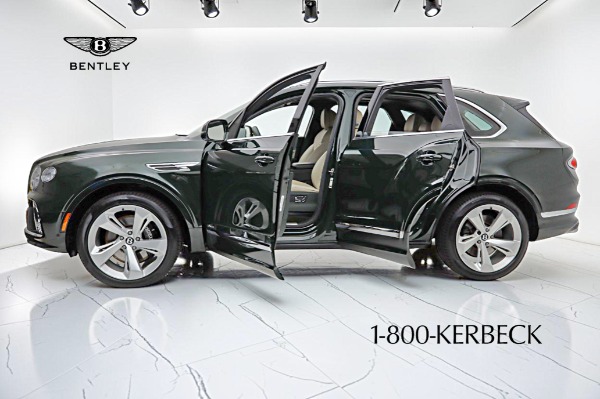 Used 2023 Bentley Bentayga Azure V8 for sale $175,000 at F.C. Kerbeck Aston Martin in Palmyra NJ 08065 4