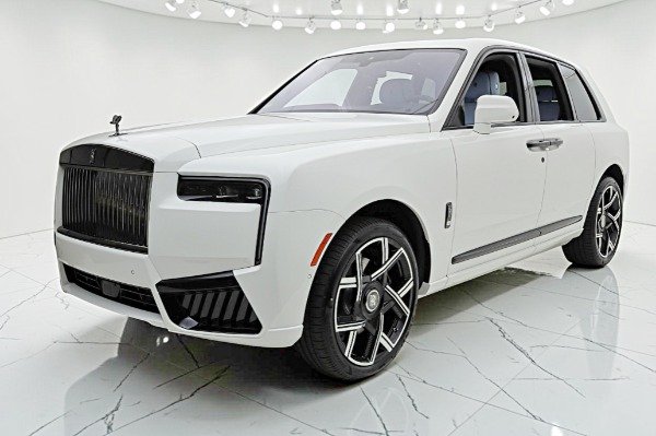 New New 2027 Rolls-Royce Black Badge Cullinan for sale $553,750 at F.C. Kerbeck Aston Martin in Palmyra NJ