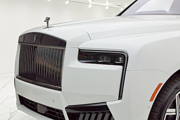 New 2027 Rolls-Royce Black Badge Cullinan for sale $553,750 at F.C. Kerbeck Aston Martin in Palmyra NJ 08065 3