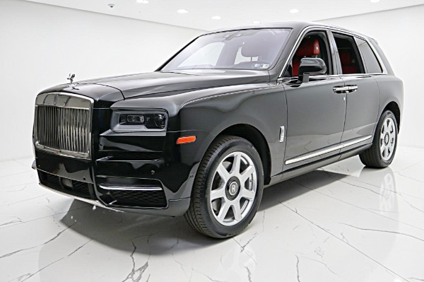 Used 2019 Rolls-Royce Cullinan for sale $189,000 at F.C. Kerbeck Aston Martin in Palmyra NJ 08065 2