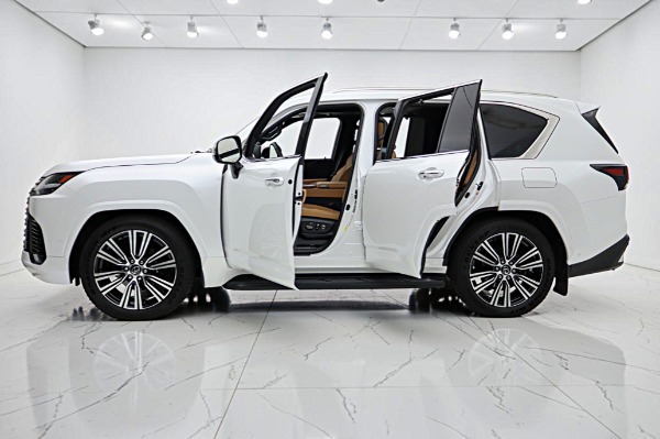 Used 2025 Lexus LX 700h Luxury for sale $112,000 at F.C. Kerbeck Aston Martin in Palmyra NJ 08065 4