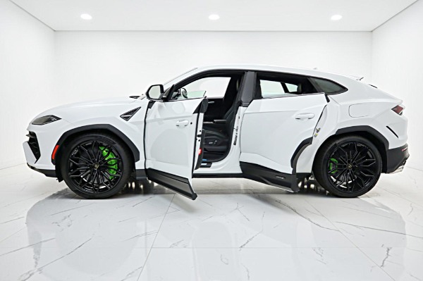 New 2026 Lamborghini Urus SE for sale $299,702 at F.C. Kerbeck Aston Martin in Palmyra NJ 08065 4