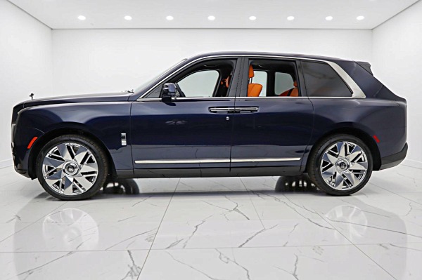 New 2027 Rolls-Royce Cullinan for sale $513,250 at F.C. Kerbeck Aston Martin in Palmyra NJ 08065 3