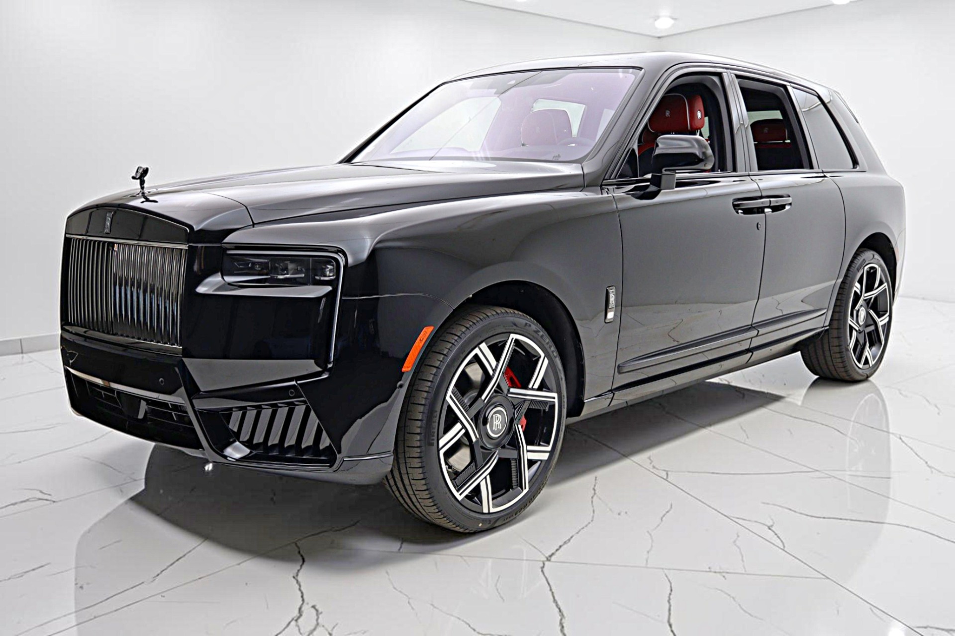 New 2027 Rolls-Royce Black Badge Cullinan for sale $573,250 at F.C. Kerbeck Aston Martin in Palmyra NJ 08065 2