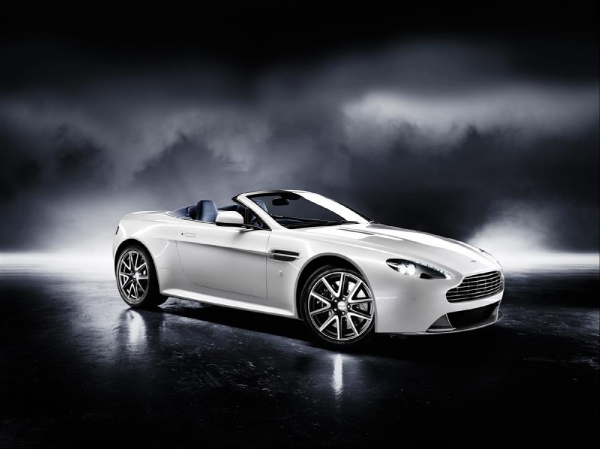 New 2016 Aston Martin V8 Vantage Roadster for sale Sold at F.C. Kerbeck Aston Martin in Palmyra NJ 08065 2