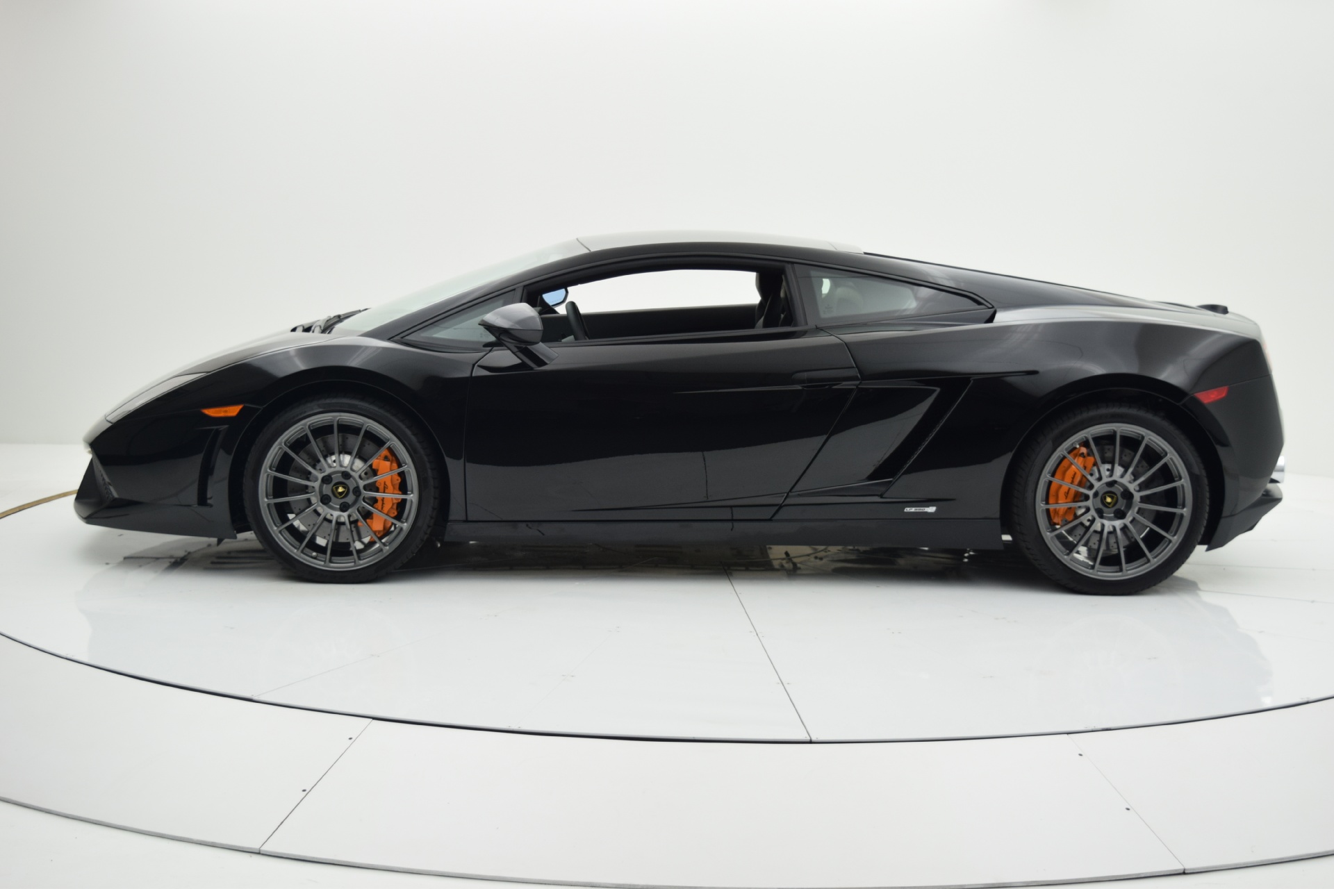 Used 2013 Lamborghini Gallardo  LP 550-2 for sale Sold at F.C. Kerbeck Aston Martin in Palmyra NJ 08065 2