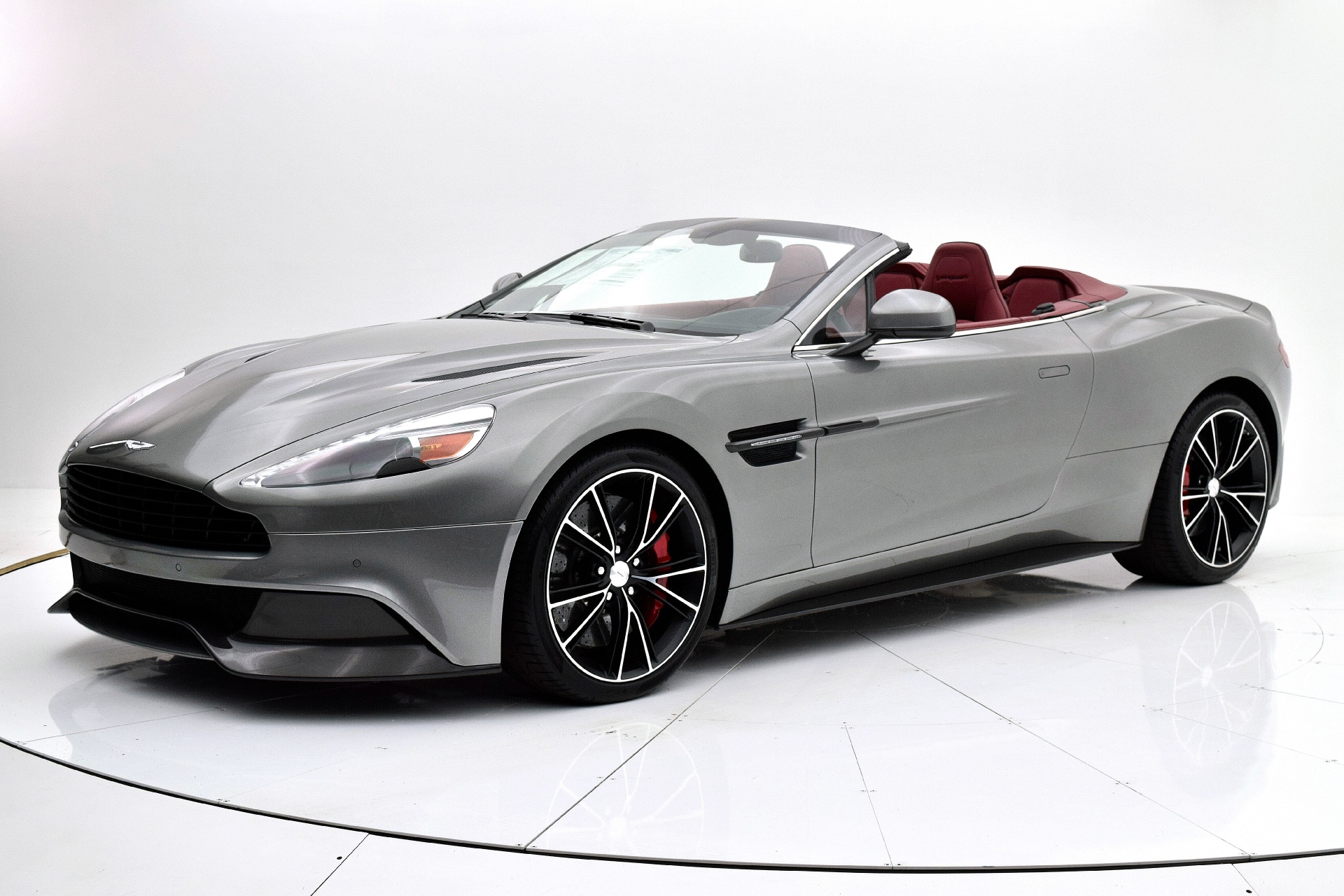 Used 2014 Aston Martin Vanquish Volante for sale Sold at F.C. Kerbeck Aston Martin in Palmyra NJ 08065 2