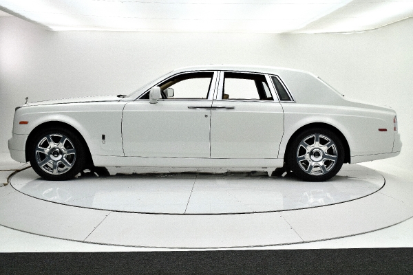 Used 2010 Rolls-Royce Phantom for sale Sold at F.C. Kerbeck Aston Martin in Palmyra NJ 08065 3
