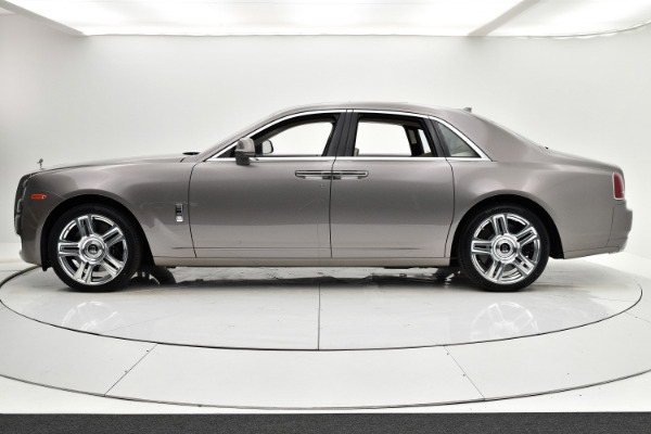 New 2017 Rolls-Royce Ghost for sale Sold at F.C. Kerbeck Aston Martin in Palmyra NJ 08065 4