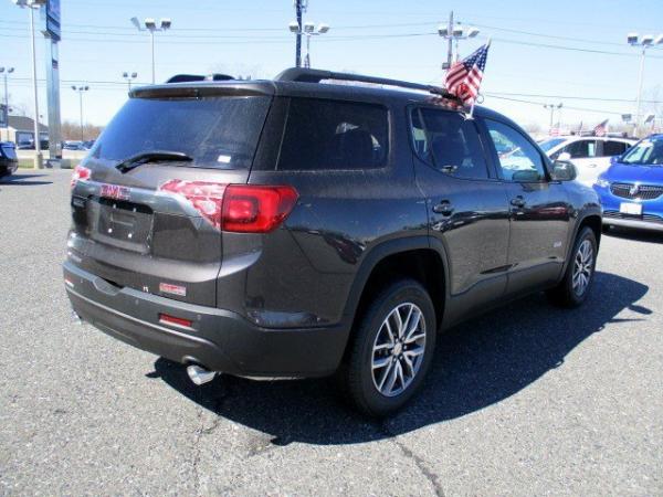 New 2017 GMC Acadia SLE for sale Sold at F.C. Kerbeck Aston Martin in Palmyra NJ 08065 4
