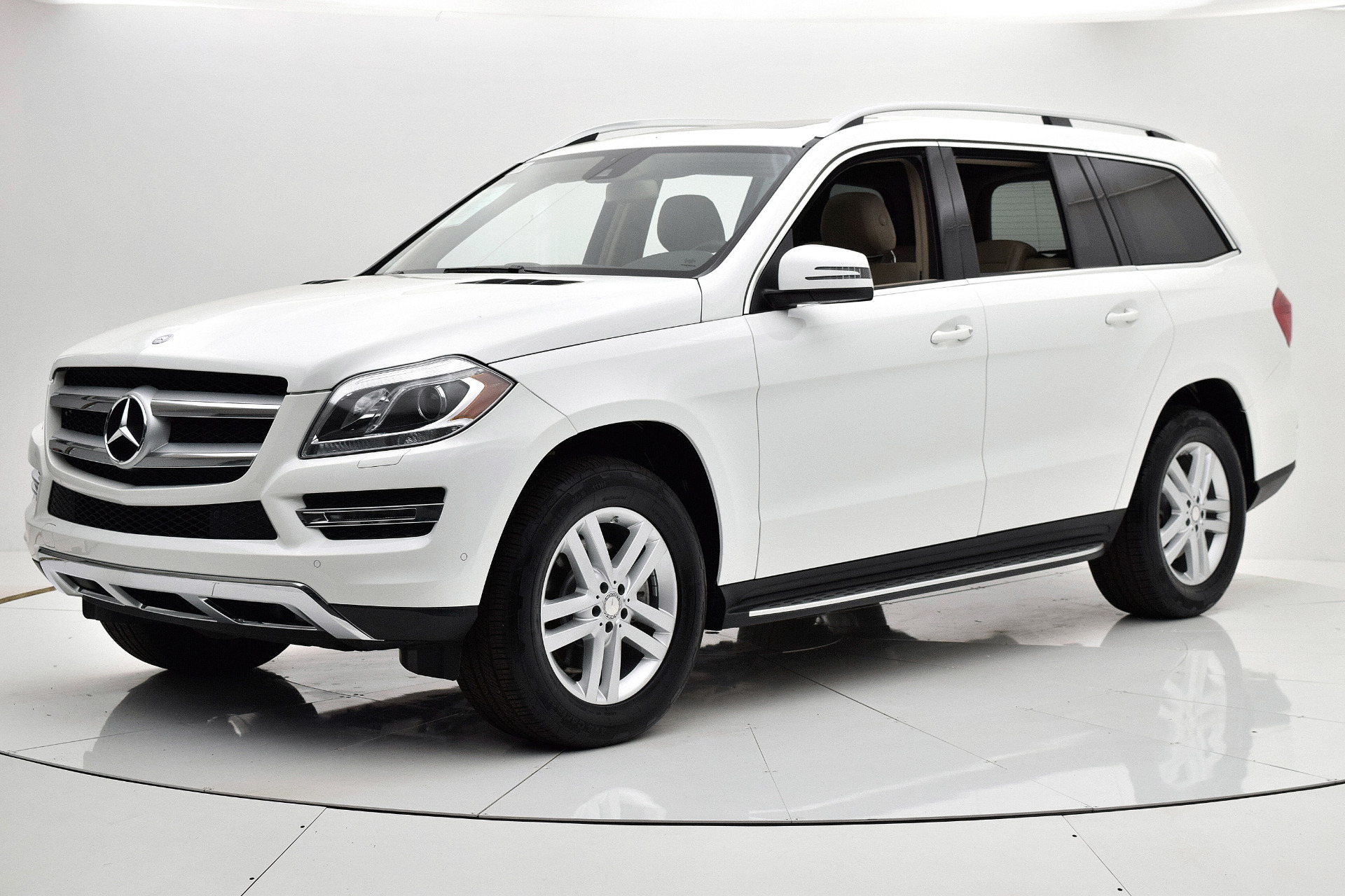 Used 2014 Mercedes-Benz GL-Class GL 450 for sale Sold at F.C. Kerbeck Aston Martin in Palmyra NJ 08065 2