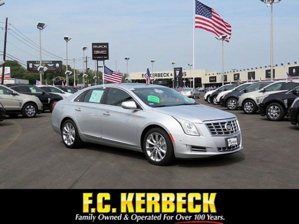 Used 2014 Cadillac XTS Luxury for sale Sold at F.C. Kerbeck Aston Martin in Palmyra NJ 08065 1
