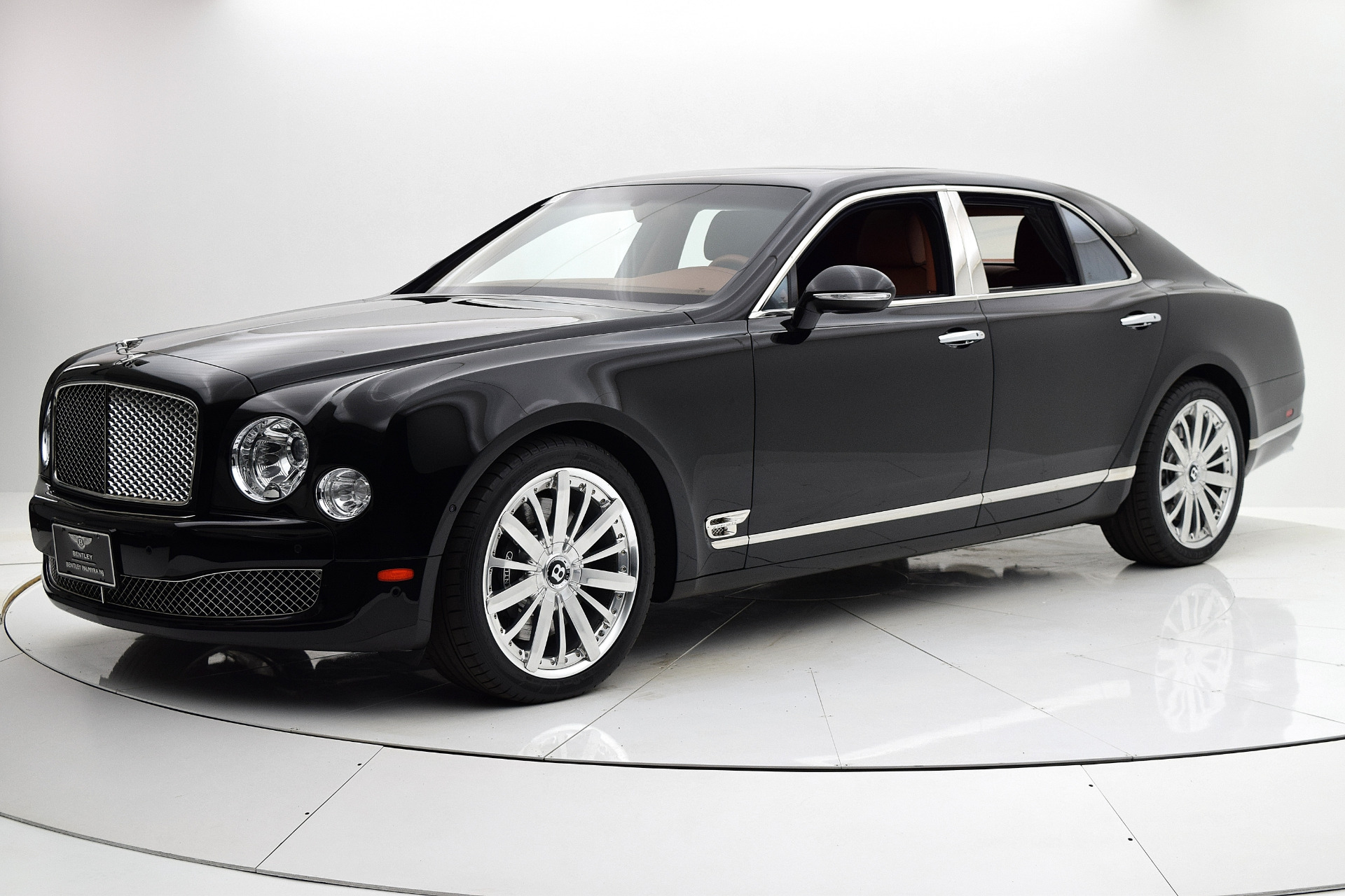 Used 2014 Bentley Mulsanne for sale Sold at F.C. Kerbeck Aston Martin in Palmyra NJ 08065 2