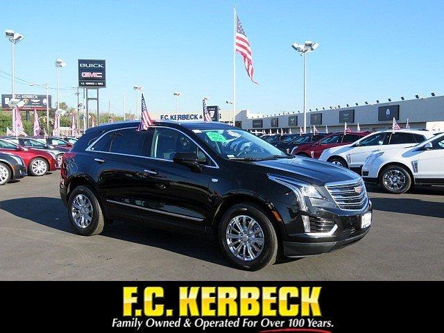 Used 2017 Cadillac XT5 Luxury FWD for sale Sold at F.C. Kerbeck Aston Martin in Palmyra NJ 08065 1