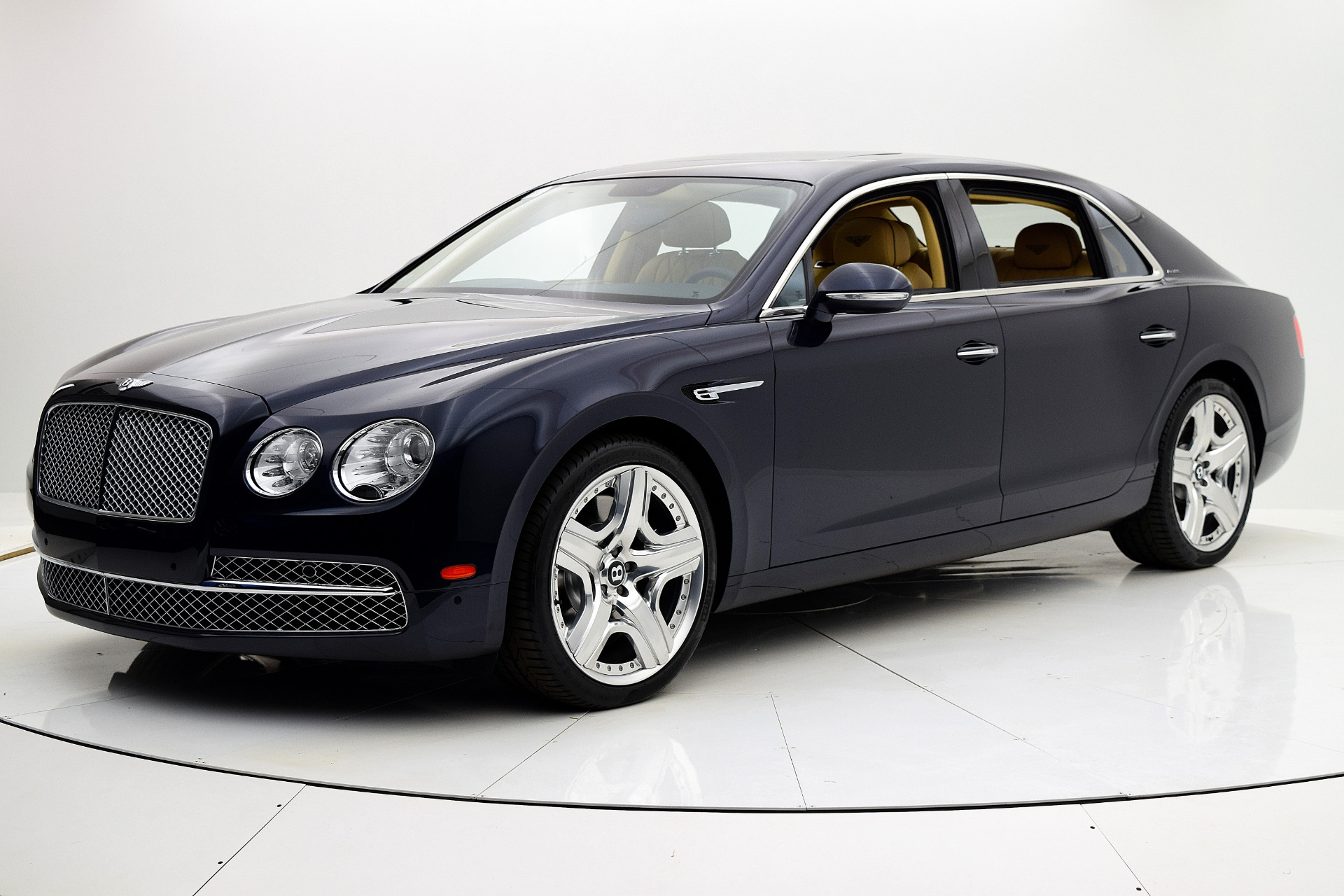 Used 2014 Bentley Flying Spur W12 for sale Sold at F.C. Kerbeck Aston Martin in Palmyra NJ 08065 2