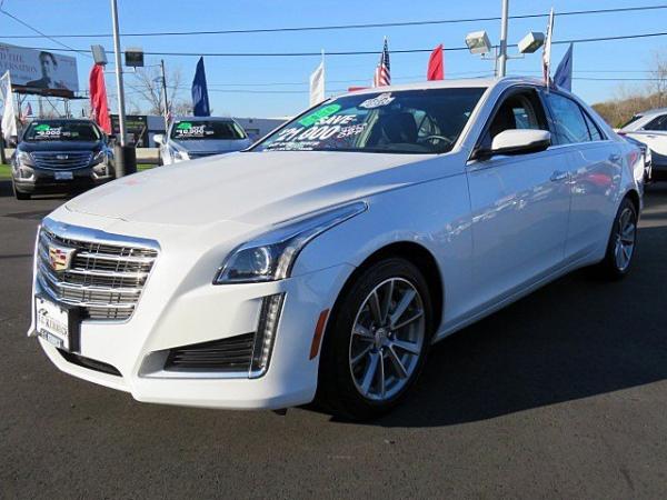 Used 2017 Cadillac CTS Sedan Luxury AWD for sale Sold at F.C. Kerbeck Aston Martin in Palmyra NJ 08065 3