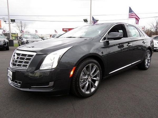 Used 2014 Cadillac XTS STD for sale Sold at F.C. Kerbeck Aston Martin in Palmyra NJ 08065 3