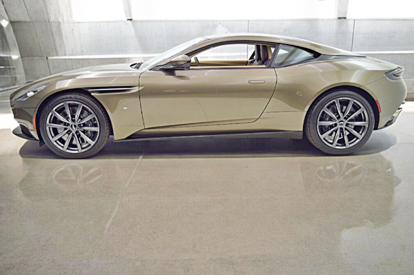 Used 2018 Aston Martin DB11 V12 Coupe for sale Sold at F.C. Kerbeck Aston Martin in Palmyra NJ 08065 3