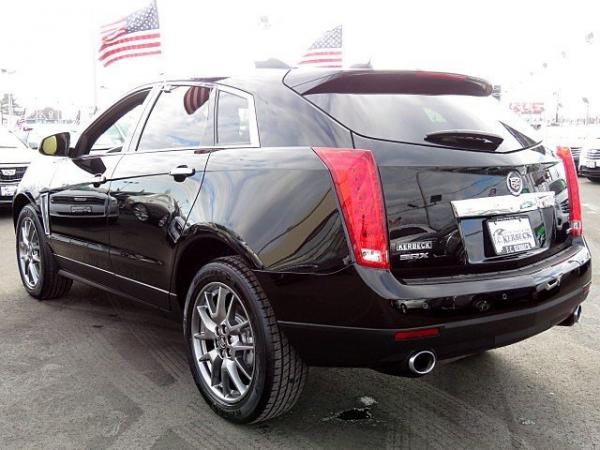 Used 2015 Cadillac SRX Performance Collection for sale Sold at F.C. Kerbeck Aston Martin in Palmyra NJ 08065 4