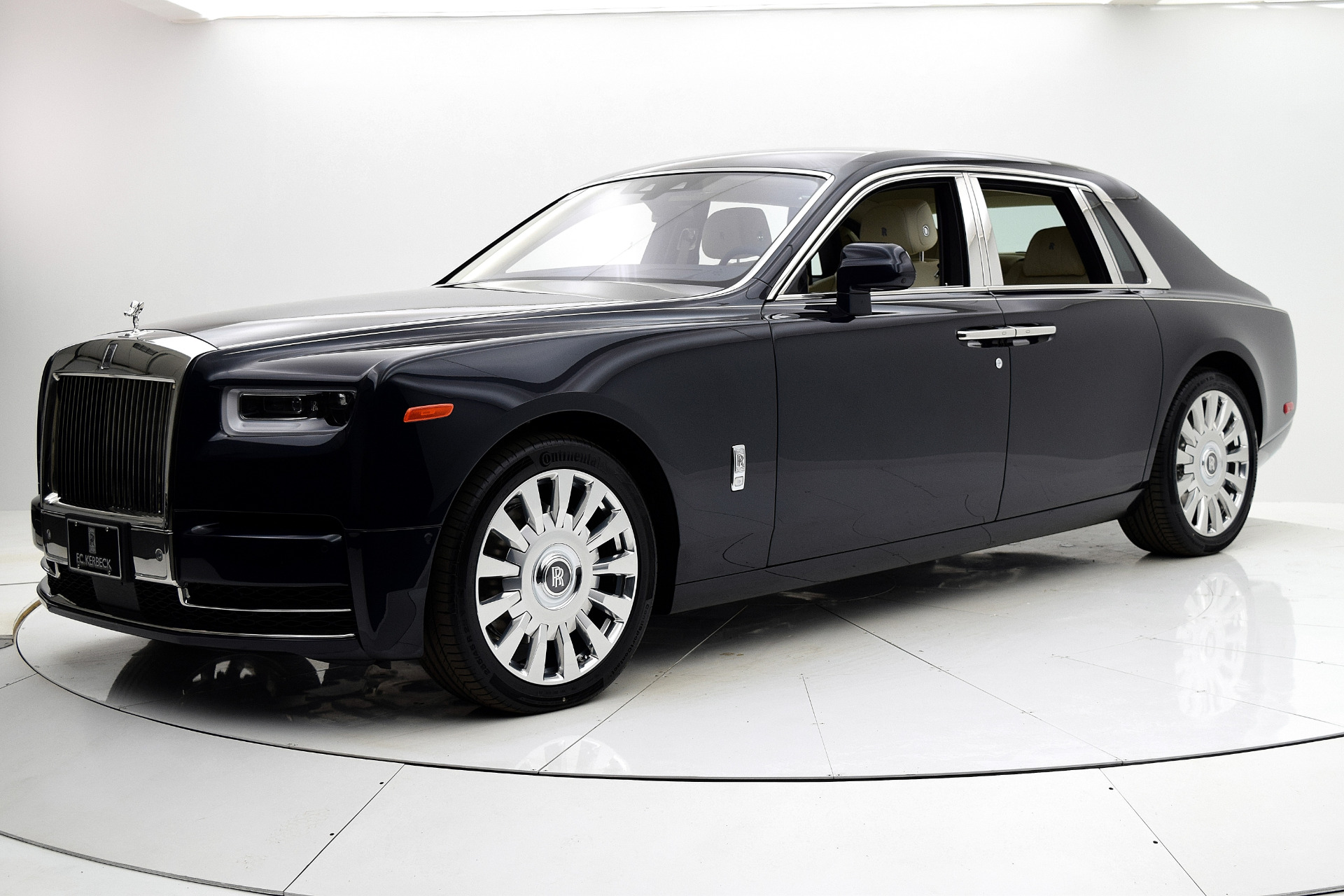 New 2018 Rolls-Royce Phantom for sale Sold at F.C. Kerbeck Aston Martin in Palmyra NJ 08065 2
