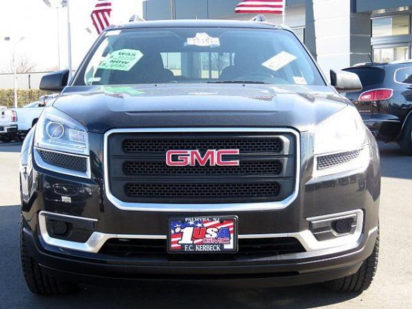 Used 2014 GMC Acadia SLE for sale Sold at F.C. Kerbeck Aston Martin in Palmyra NJ 08065 2