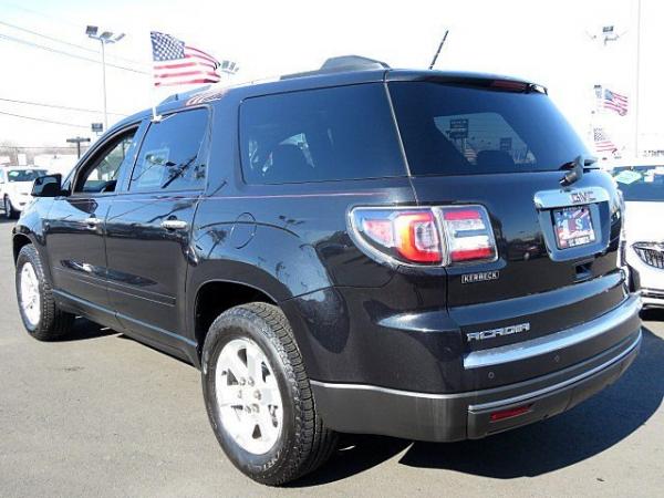 Used 2014 GMC Acadia SLE for sale Sold at F.C. Kerbeck Aston Martin in Palmyra NJ 08065 4