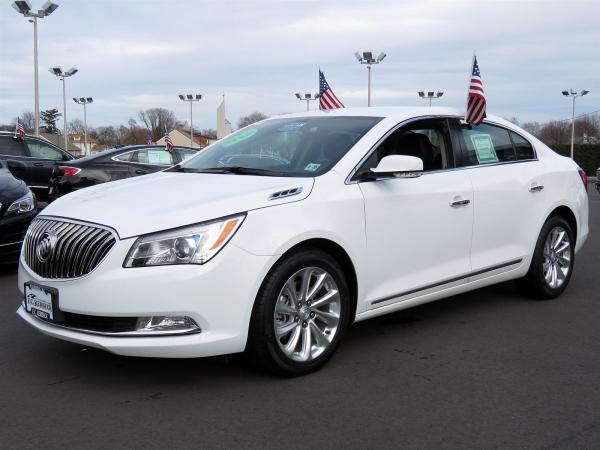 Used 2015 Buick LaCrosse Leather for sale Sold at F.C. Kerbeck Aston Martin in Palmyra NJ 08065 3