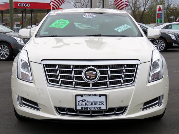 Used 2015 Cadillac XTS Luxury for sale Sold at F.C. Kerbeck Aston Martin in Palmyra NJ 08065 2
