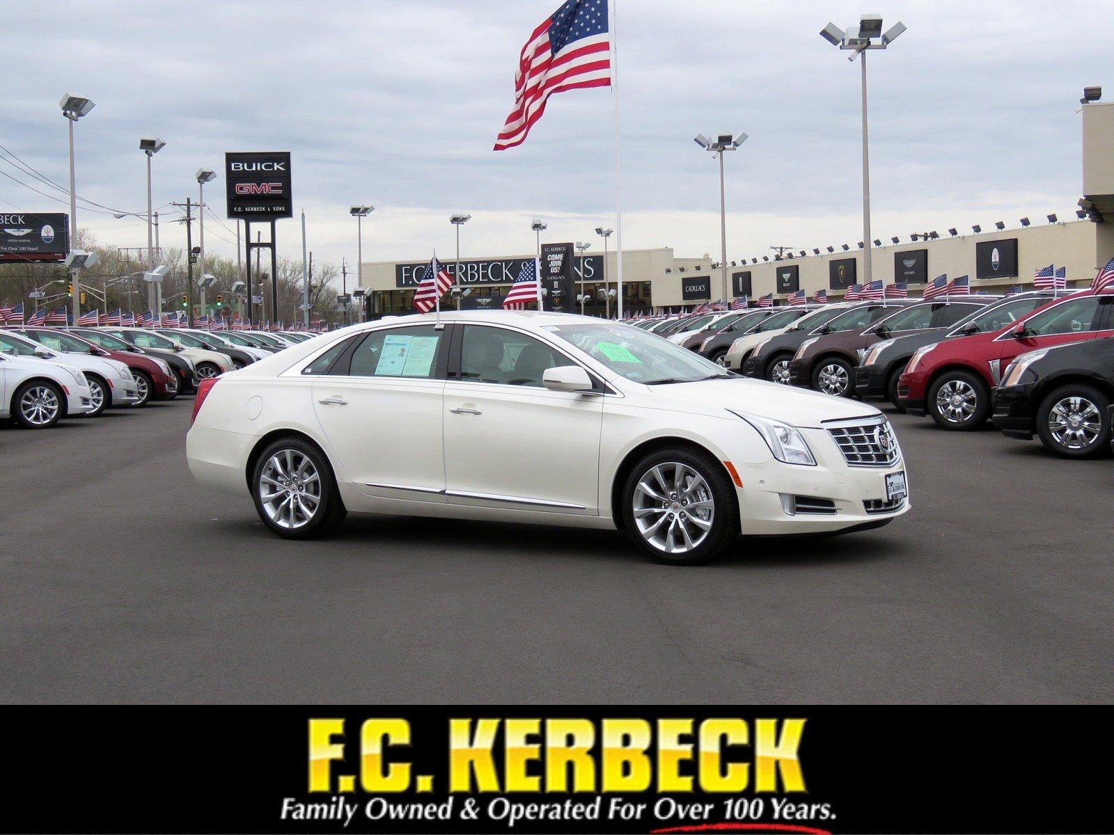 Used 2015 Cadillac XTS Luxury for sale Sold at F.C. Kerbeck Aston Martin in Palmyra NJ 08065 1