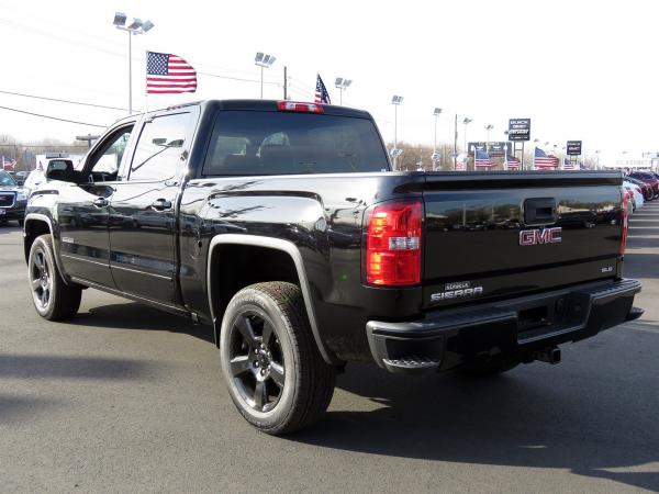New 2018 GMC Sierra 1500 SLE for sale Sold at F.C. Kerbeck Aston Martin in Palmyra NJ 08065 3
