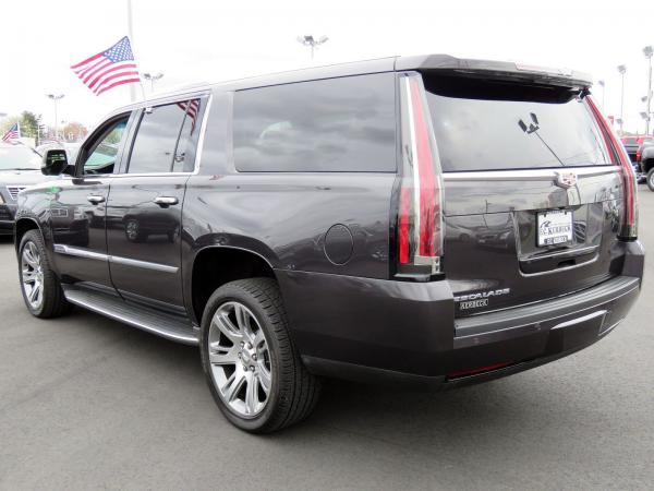 Used 2015 Cadillac Escalade ESV Luxury for sale Sold at F.C. Kerbeck Aston Martin in Palmyra NJ 08065 4