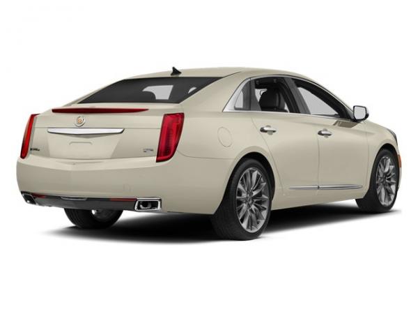 Used 2013 Cadillac XTS Luxury for sale Sold at F.C. Kerbeck Aston Martin in Palmyra NJ 08065 3