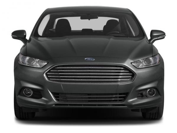 Used 2013 Ford Fusion SE for sale Sold at F.C. Kerbeck Aston Martin in Palmyra NJ 08065 4