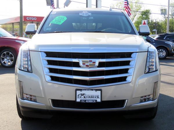 Used 2017 Cadillac Escalade Luxury for sale Sold at F.C. Kerbeck Aston Martin in Palmyra NJ 08065 2